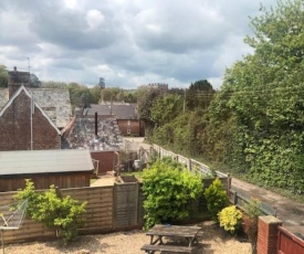 Church View, Poltimore