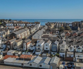 Sunnymead Penthouse, Exmouth