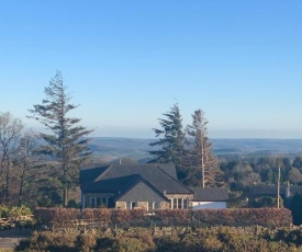 Private House - Stunning views of Haytor, Dartmoor