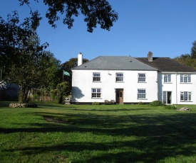 Leworthy Farmhouse Bed and Breakfast