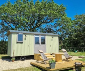 Tolverne Luxury Shepherd's Hut