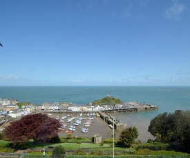 Beautiful apartment in Ilfracombe near sea