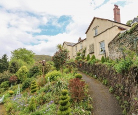 Pebbles, Lynton