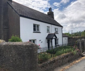 Characteristic 5-Bed House on the edge of Dartmoor