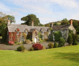 Collaven Manor