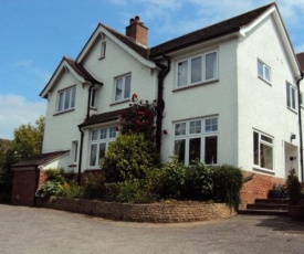 Coombe Bank Guest House