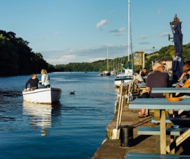 The Maltsters Arms