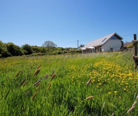 Spacious holiday home in Umberleigh with Meadow View