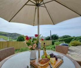 Modern holiday home in Woolacombe near Beach