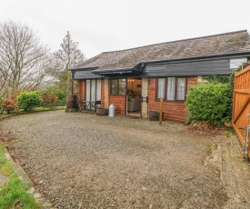 Hilly Field Barn