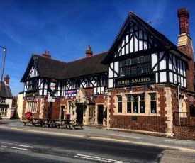 INGRAM ARMS HOTEL, HATFIELD