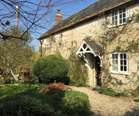 Listed Cottage in rural West Dorset