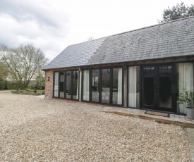 The Courtyard - Hilltop Barn