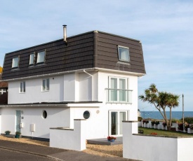 Luxurious modern home 50 metres from the UKs best beach