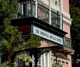 Norfolk Royale Hotel