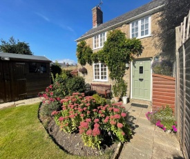 Cottage en-suite room with private lounge