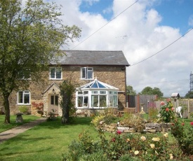 Grazeland Cottage, BRIDPORT