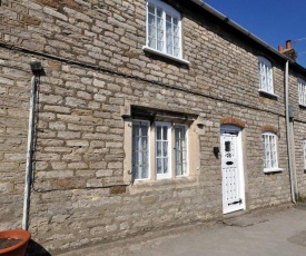 Tavern Way, CORFE CASTLE