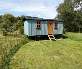 Gaggle of Geese Pub & Shepherd Huts