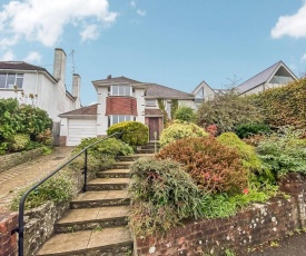 Pass the Keys Gorgeous Lilliput House with Communal Paddock