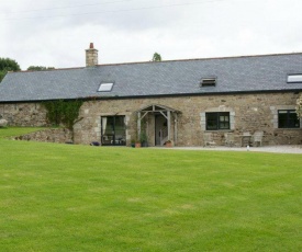 Higher Weddicott Barn Holiday Cottage - Self Catering