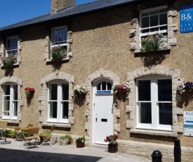 Town Hall Lodge