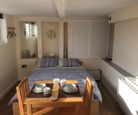 Self-contained small apt. Weymouth