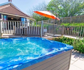 Streamways Nr Croyde 6 Bedroom sleeps 12-14 Hot Tub Option