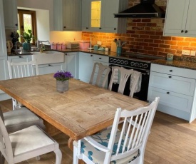 Luxurious Barn Conversion in Idyllic, Rural Setting, Sleeps 6, Hemyock, Devon