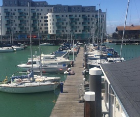 Brighton Marina Floating home