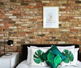 N5 Townhouse, Brighton Sleeps 20