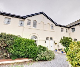 Peaceful Holiday Home near the beach in Brighton