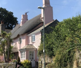 Glen Cottage, Dartmouth