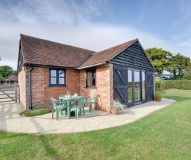 Cozy Holiday Home in Bodle Street Green with Garden