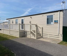 Pevensey Bay Holiday Park 2 Bedrooms both with En suites