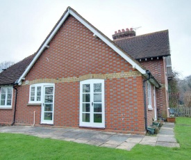 Lovely Holiday Home in Ewhurst Kent near Bodiam Castle