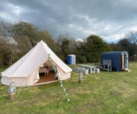 Hopgarden Glamping - 6m bell tent