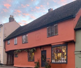 Historic Dragon House and Garden Rooms with outside bar, pizza oven, heated dining area and hot tub