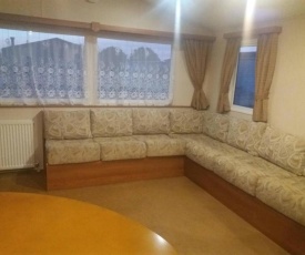 Beautiful 3-Bedrooms Static Caravan Holiday Home