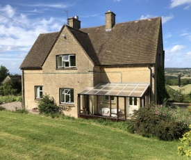 Tranquil 3 bedroom Farmhouse