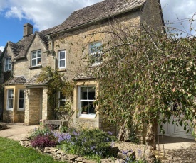 Randalls Cottage - Idyllic Cotswolds stone cottage in Bibury