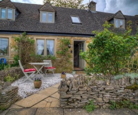 Bobble Cottage, BOURTON ON THE WATER