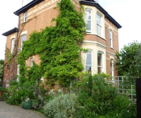 Laurel House Bed and Breakfast