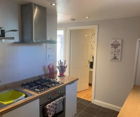 Unique Serviced Apartments Cheltenham