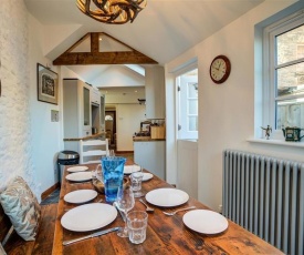 Aelia Cottage, CIRENCESTER