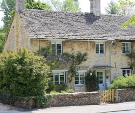 Claypot Cottage, CIRENCESTER