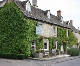 New Inn at Coln