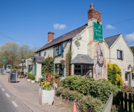 The Farmers Boy Inn Guest House