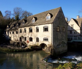 Egypt Mill Hotel and Restaurant